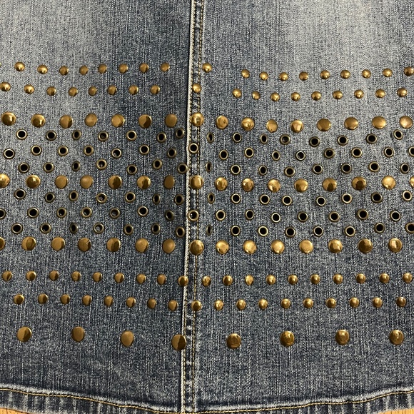 ❌❌❌SOLD❌❌❌Michael Kors Women’s Studded A-Line Western/Cowgirl Denim Skirt Sz-8 - Picture 5 of 8